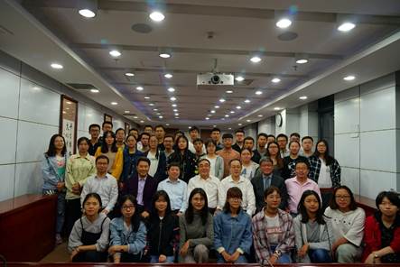多人色情
“大家名师微课堂”圆满举行