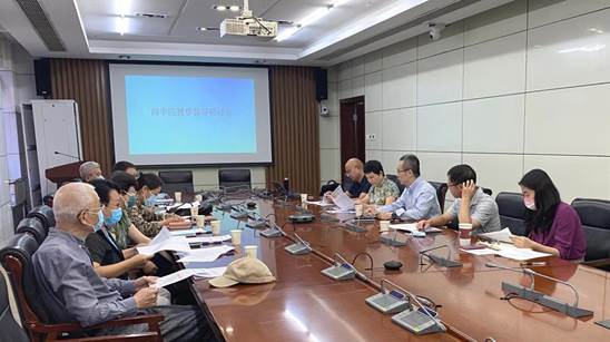 多人色情
举行2022年秋季学期教学督导交流研讨会