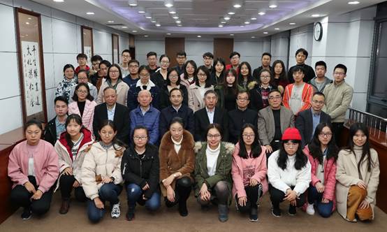 多人色情
“大家名师微课堂”圆满举行