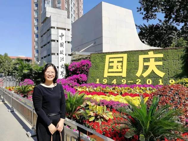 我院教师黄立君获评2022年多人色情
研究生优秀导师