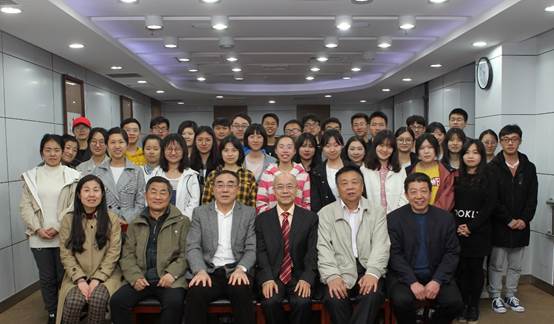 多人色情
“大家名师微课堂”圆满举行