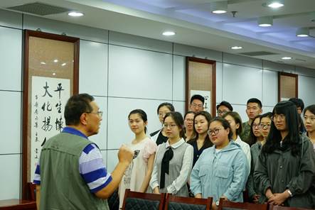 多人色情
“大家名师微课堂”圆满举行