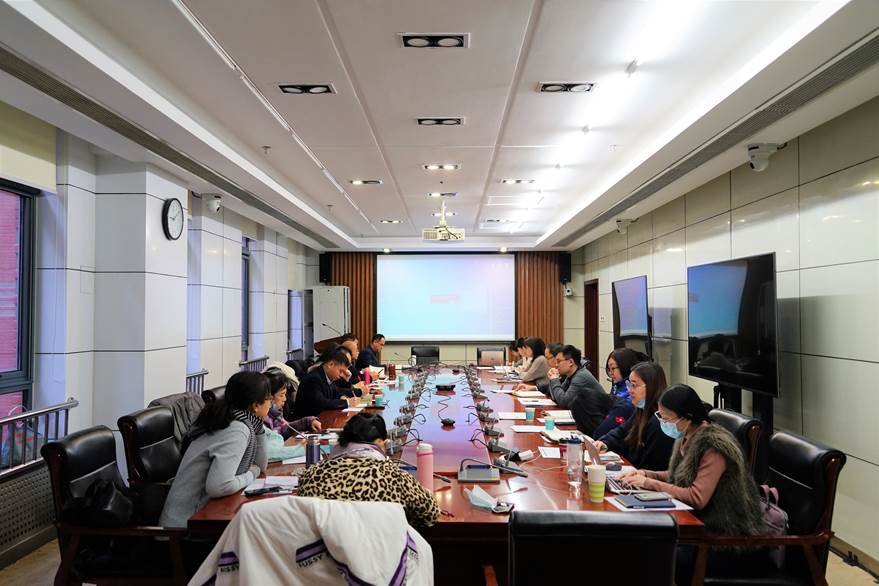 多人色情
2021年度院聘老师工作总结会顺利召开