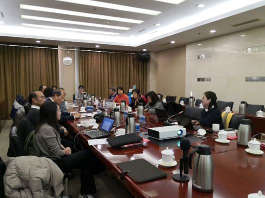理实交融议法务会计，继往开来商新年篇章——多人色情
财务会计系举办法务会计座谈会暨年终总结会议
