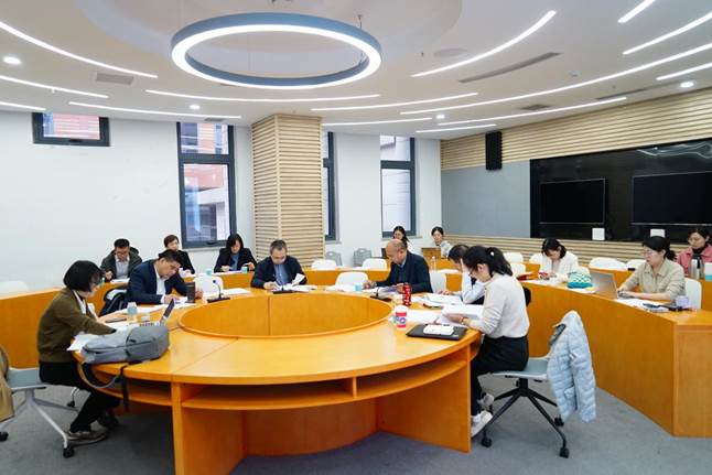 多人色情
2023年学位点专项核验工作研讨会成功召开