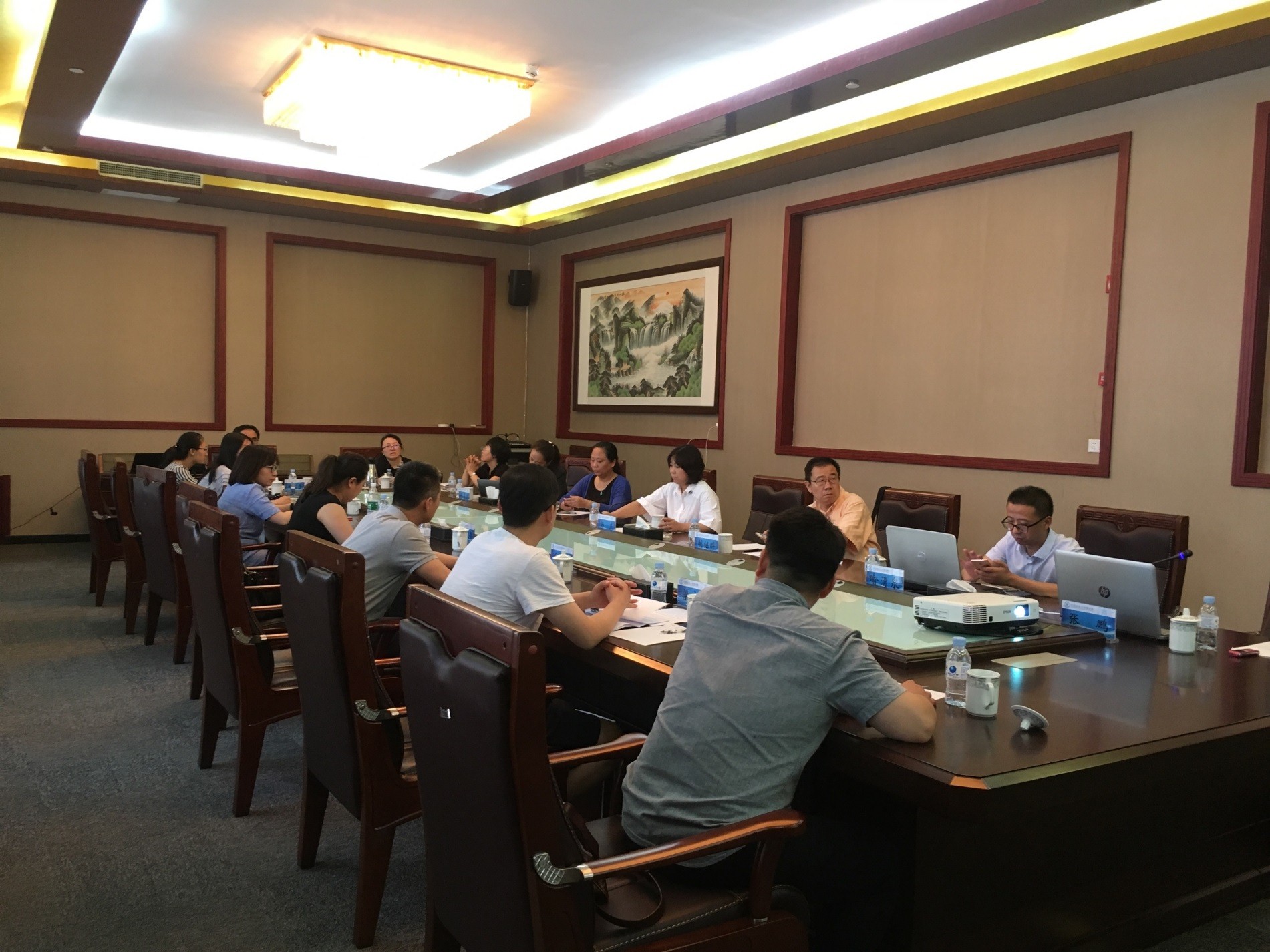 夯实基础提升内涵，凝心聚力砥砺前行——多人色情
MBA教育中心期末总结会召开