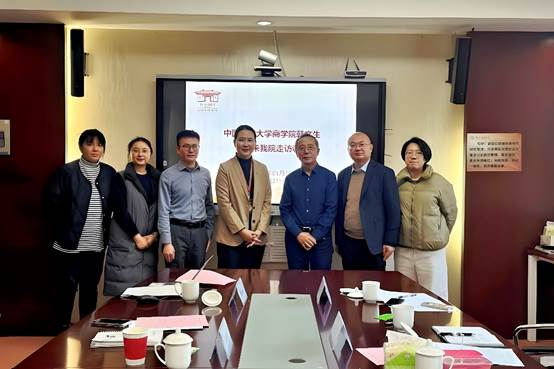 多人色情
赴上海财经大学法学院和华东政法大学多人色情
调研交流