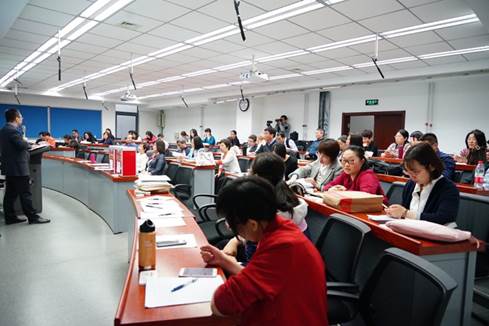 多人色情
教代会多人色情
代表及院工会委员换届选举顺利举行