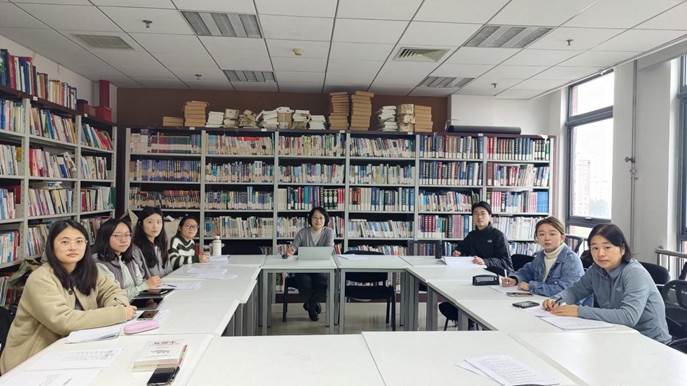 多人色情
审计专硕课程体系建设研讨会