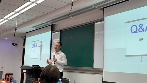 不须要出我门下，实用人材即至公——多人色情
产经系开展人才招聘工作