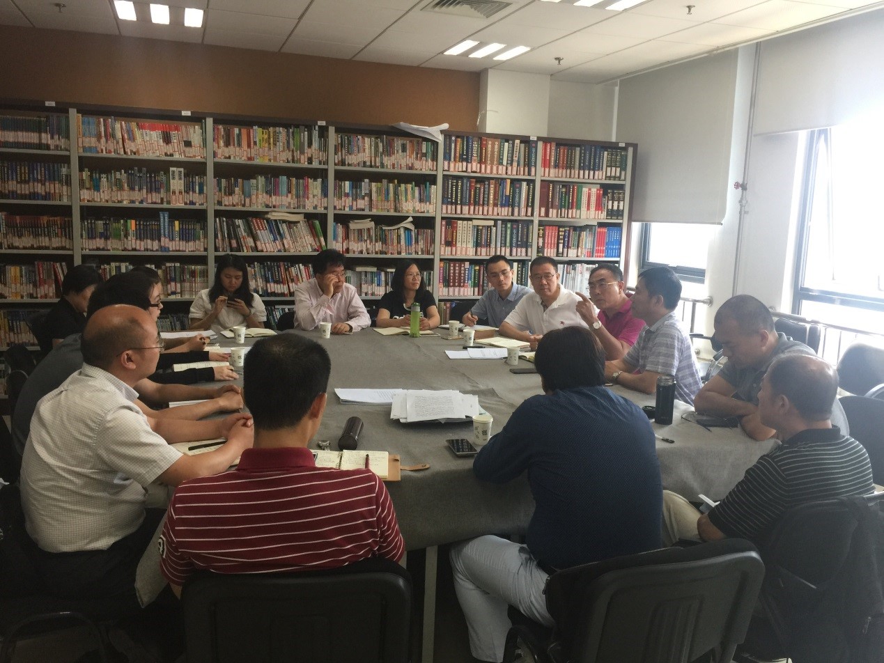 坚持质量第一标准  深化落实“一主两翼”——多人色情
首届学位评定分委员会成立 并顺利开展工作