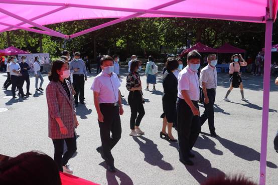 相会商院，与梦同行——多人色情
2020年本科生迎新活动正式启动