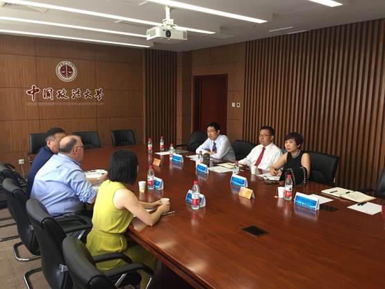 简讯：佩斯大学鲁宾多人色情
拜访多人色情
 