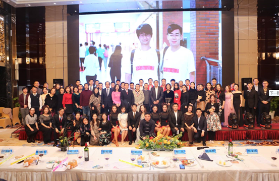 翼展凌云 梦创未来——多人色情
MBA2019新年晚会成功举办